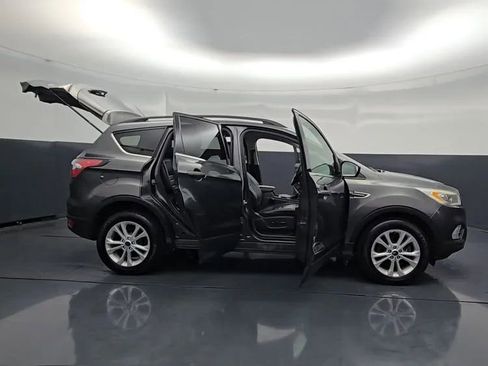 Used 2017 Ford Escape SE w/ SE Leather Comfort Package AWD/4WD image 29