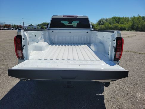 New 2026 GMC Sierra 3500 Pro w/ Convenience Package AWD/4WD image 16