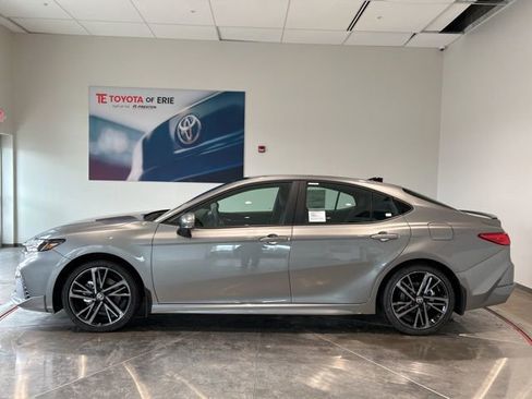 New 2026 Toyota Camry XSE AWD/4WD image 3