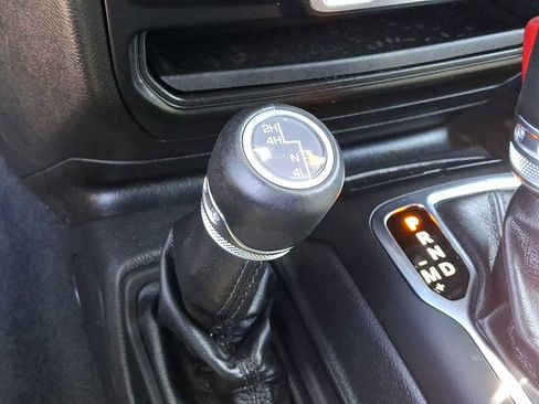 Used 2022 Jeep Wrangler Unlimited Sahara AWD/4WD image 24