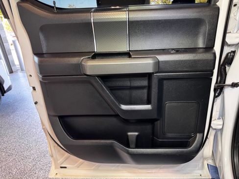 Used 2018 Ford F150 XLT w/ Equipment Group 302A Luxury AWD/4WD image 38