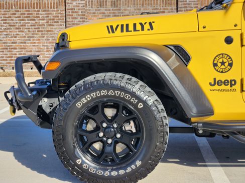 Used 2021 Jeep Wrangler Unlimited Sport image 10