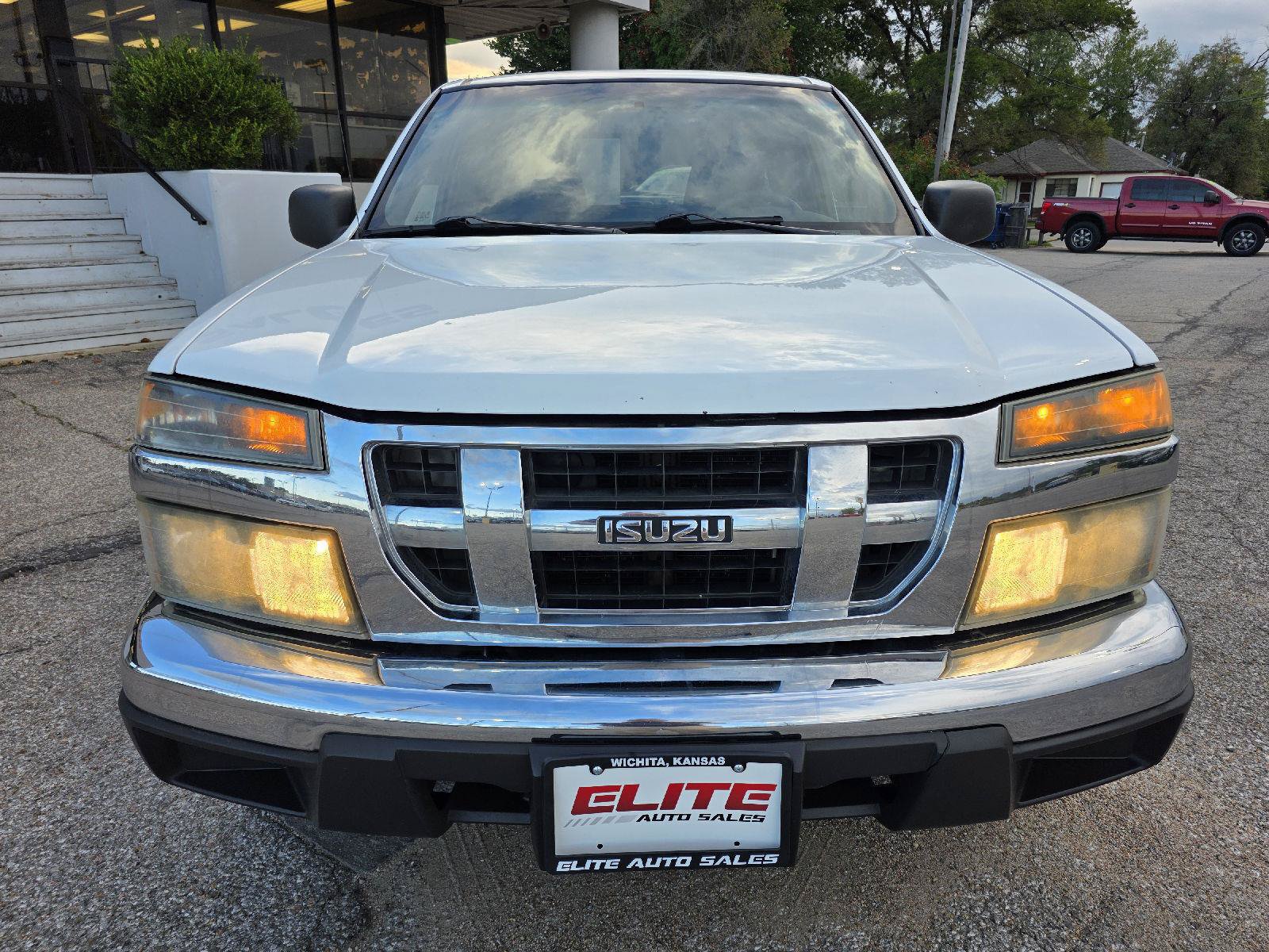 Used 2007 Isuzu i-290 LS RWD image 2