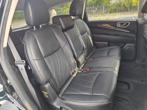 Used 2013 INFINITI JX35 w/ Premium Pkg image 26