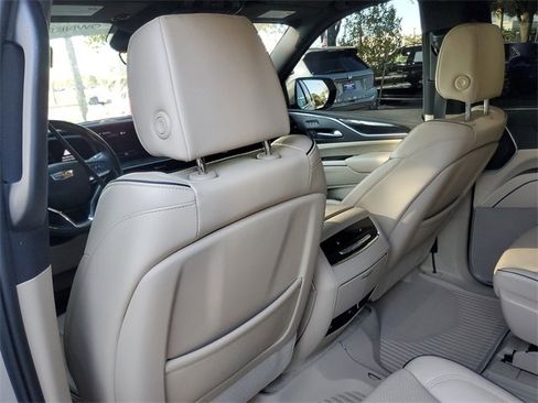 Certified 2023 Cadillac Escalade Premium Luxury w/ Performance Package image 13