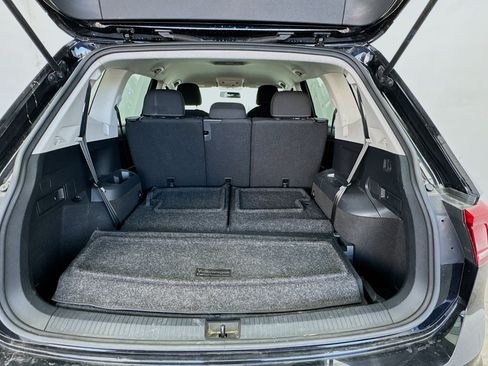 Used 2022 Volkswagen Tiguan S FWD image 17