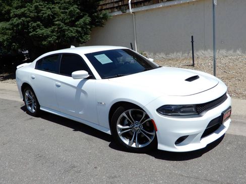 Used 2021 Dodge Charger R/T RWD image 3