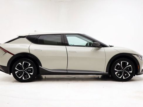 Used 2023 Kia EV6 Wind w/ Wind Technology Package image 3