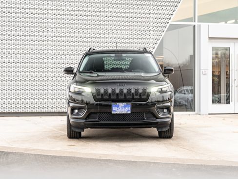Used 2019 Jeep Cherokee Latitude Plus image 31