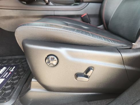 Used 2024 Dodge Durango R/T RWD image 25