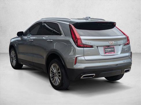 Used 2024 Cadillac XT4 Premium Luxury AWD/4WD image 8