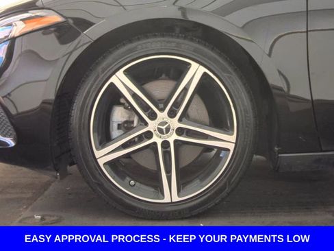 Used 2022 Mercedes-Benz A 220 4MATIC w/ Premium Package Lite image 13