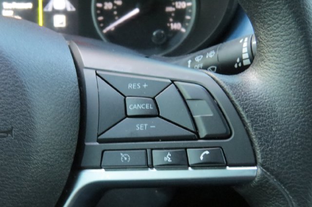 Used 2025 Nissan Versa SV w/ Trunk Package FWD image 18