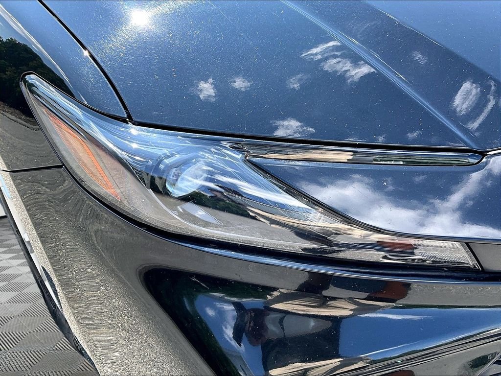 Used 2025 Toyota Camry LE FWD image 33