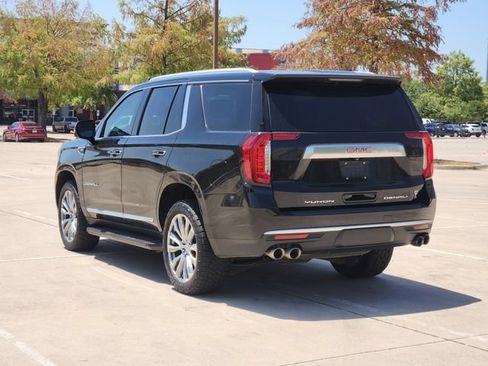 Used 2023 GMC Yukon Denali w/ LPO, Floor Liner Package AWD/4WD image 7