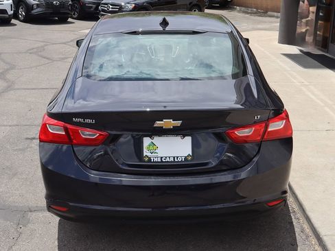 Used 2023 Chevrolet Malibu LT FWD image 10