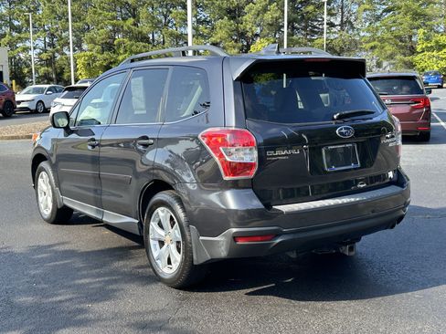 Used 2016 Subaru Forester 2.5i Limited AWD/4WD image 11
