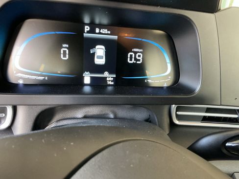 New 2026 Hyundai Elantra SE FWD image 11