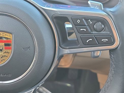 Used 2023 Porsche Cayenne image 22