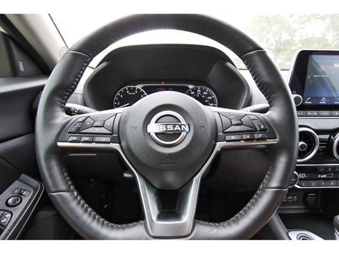 Used 2025 Nissan Sentra SV w/ All-Weather Package FWD image 14