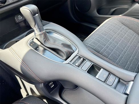 Certified 2025 Honda HR-V Sport image 19