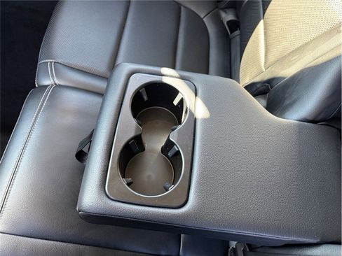 Used 2021 Ford Escape SEL image 40