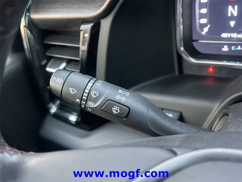 Used 2024 GMC Sierra 2500 AT4X image 11