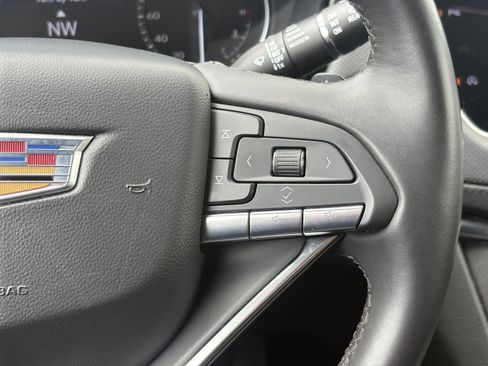 Used 2024 Cadillac XT6 Luxury w/ LPO, Floor Liner Package AWD/4WD image 21