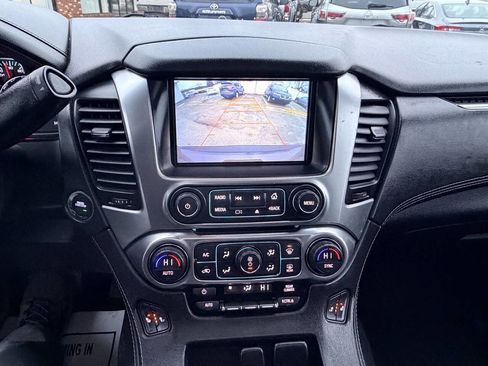 Used 2016 Chevrolet Suburban LT image 8