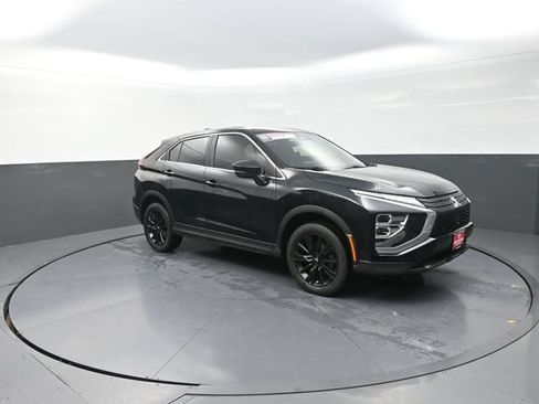 Used 2023 Mitsubishi Eclipse Cross LE AWD/4WD image 43