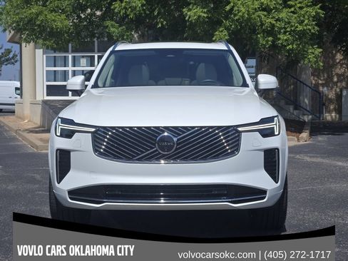 Used 2026 Volvo XC90 B6 Ultra w/ Protection Package AWD/4WD image 2
