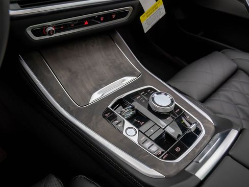 New 2026 BMW X5 xDrive50e w/ Executive Package image 11