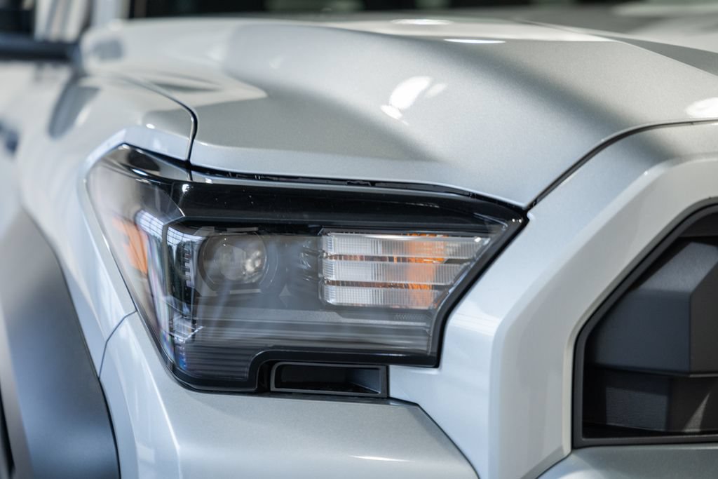 New 2026 Toyota 4Runner SR5 AWD/4WD image 9
