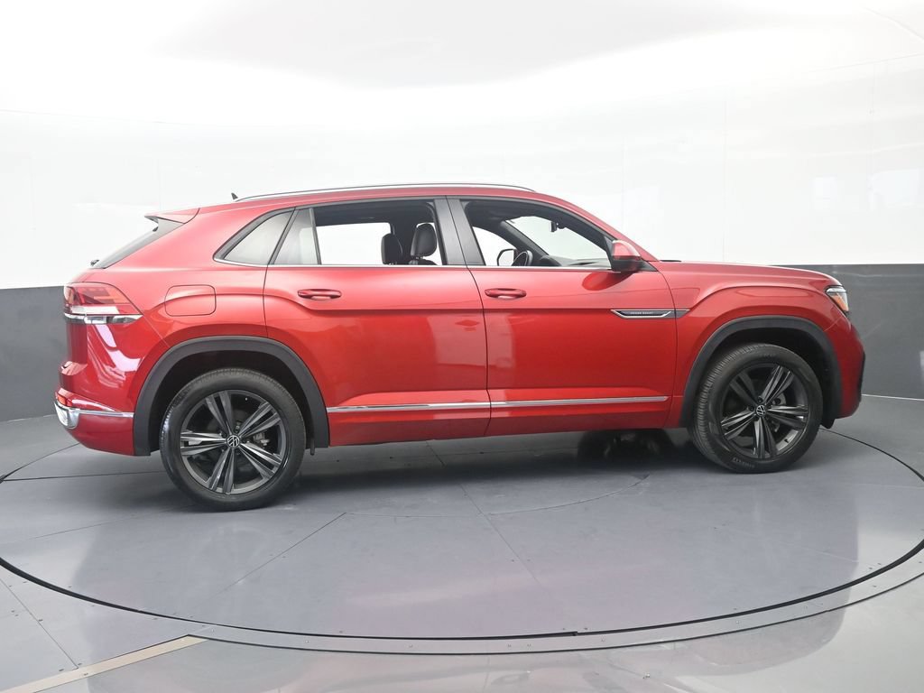 Used 2021 Volkswagen Atlas Cross Sport SE w/ Panoramic Sunroof Package FWD image 7