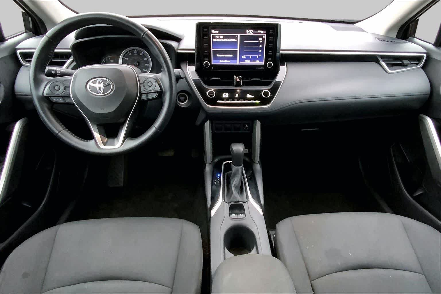 Used 2022 Toyota Corolla Cross LE FWD image 15