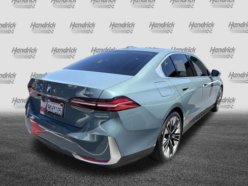 Used 2024 BMW 530i w/ Premium Package RWD image 11
