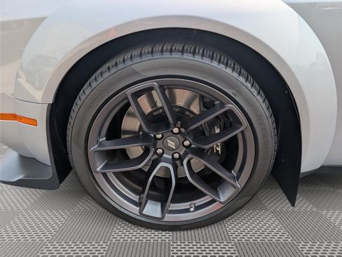 Used 2021 Dodge Challenger R/T Scat Pack RWD image 9