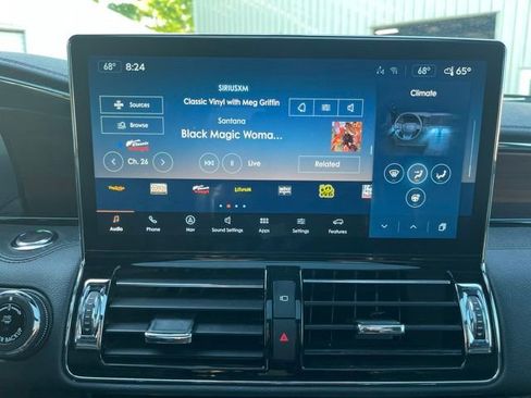 Used 2023 Lincoln Navigator Reserve AWD/4WD image 21
