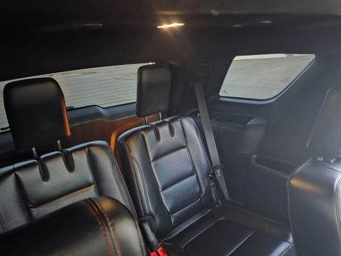 Used 2019 Ford Explorer Sport w/ Equipment Group 401A image 10