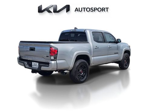 Used 2020 Toyota Tacoma TRD Sport w/ Technology Package RWD image 9