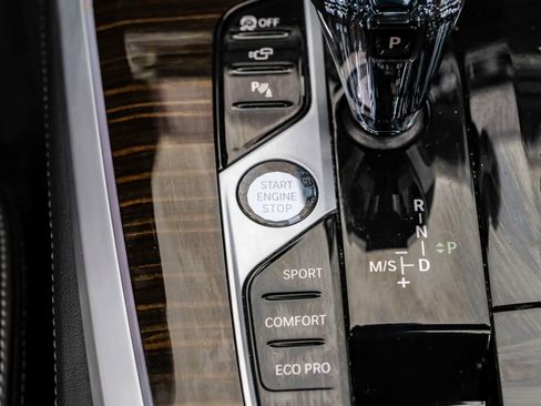 Used 2023 BMW X5 sDrive40i w/ Executive Package image 25