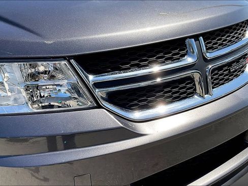 Used 2018 Dodge Journey SE w/ Popular Equipment Group FWD image 33
