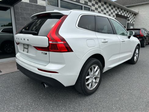 Used 2021 Volvo XC60 T5 Momentum w/ Premium Package AWD/4WD image 6