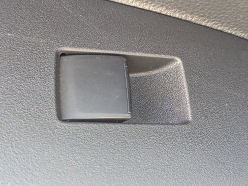 Used 2022 Toyota Corolla SE image 25