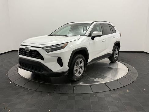Used 2024 Toyota RAV4 XLE image 3