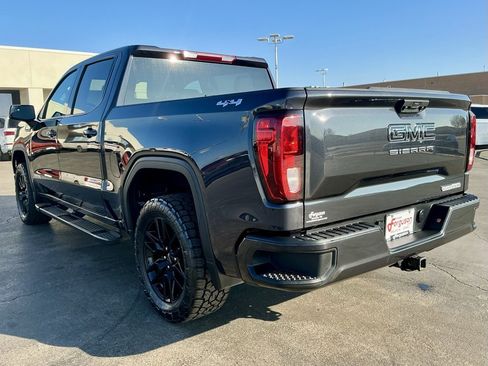 Used 2022 GMC Sierra 1500 Elevation w/ LPO, Elevation Black Package image 13