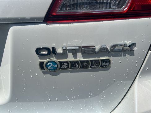 Used 2014 Subaru Outback 2.5i w/ Alloy Wheel Package AWD/4WD image 29