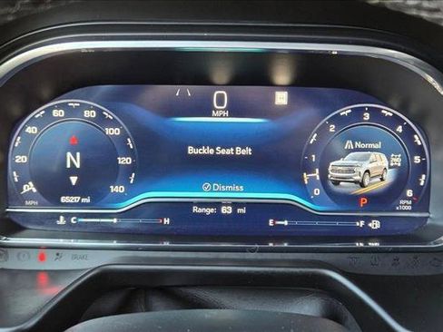 Used 2022 Chevrolet Tahoe Z71 w/ Luxury Package image 11