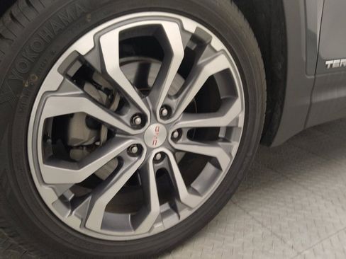 Used 2020 GMC Terrain SLT w/ Preferred Package FWD image 31