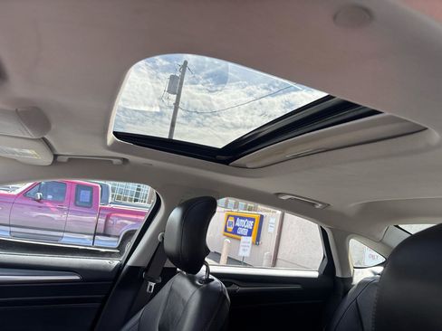 Used 2013 Ford Fusion Titanium FWD image 28